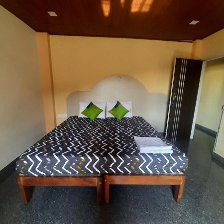 Daisey Dee Homestay Madikeri Esterno foto